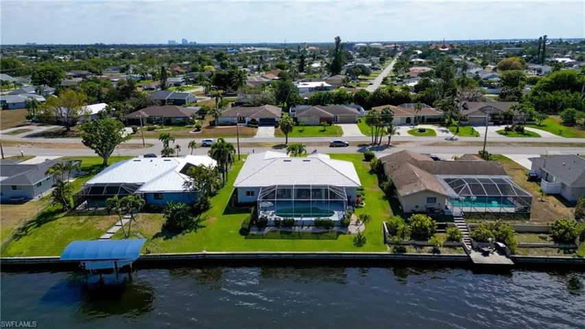 2532 Shelby Pkwy, Cape Coral Fl 33904