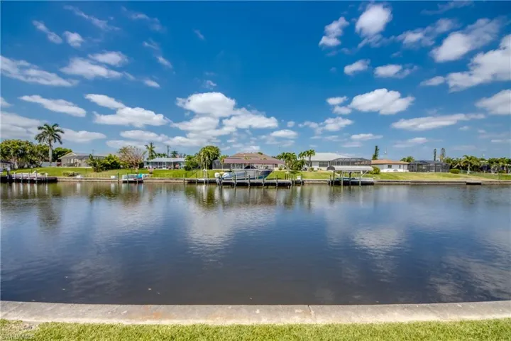 2532 Shelby Pkwy, Cape Coral Fl 33904