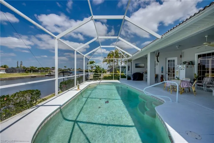 2532 Shelby Pkwy, Cape Coral Fl 33904