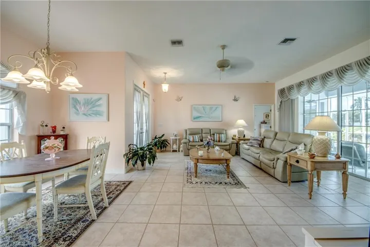 2532 Shelby Pkwy, Cape Coral Fl 33904