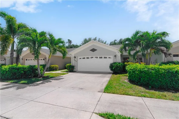 8443  Ibis Cove  CIR, Naples, FL 34119