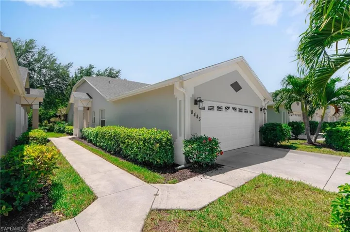 8443  Ibis Cove  CIR, Naples, FL 34119