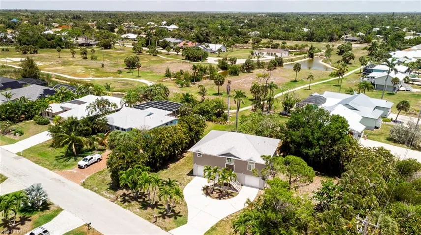 14000  Clubhouse  DR, Bokeelia, FL 33922