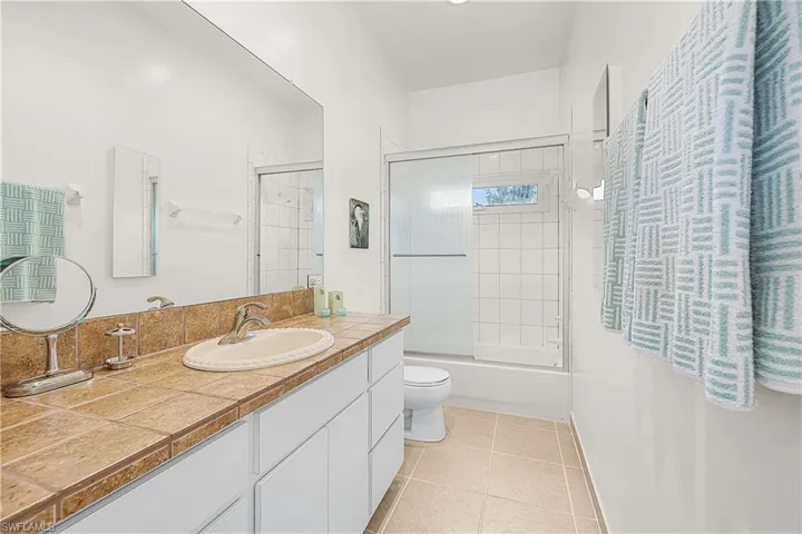14000  Clubhouse  DR, Bokeelia, FL 33922