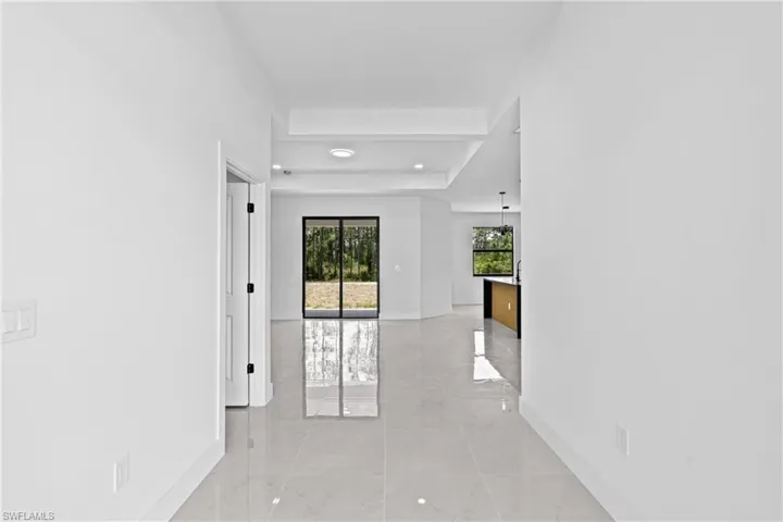 618 Raintree St E, Lehigh Acres, Florida 33974