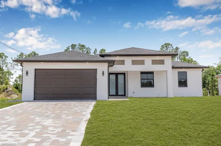 618 Raintree St E, Lehigh Acres, Florida 33974
