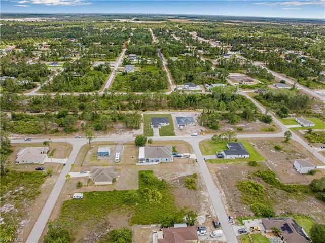 618 Raintree St E, Lehigh Acres, Florida 33974