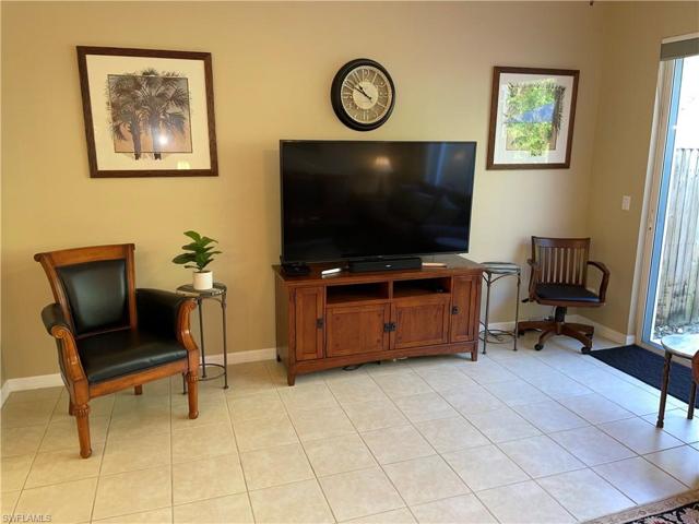 8350 Village Edge CIR # 2, FORT MYERS FL 33919