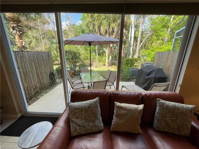 8350 Village Edge CIR # 2, FORT MYERS FL 33919
