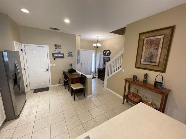 8350 Village Edge CIR # 2, FORT MYERS FL 33919