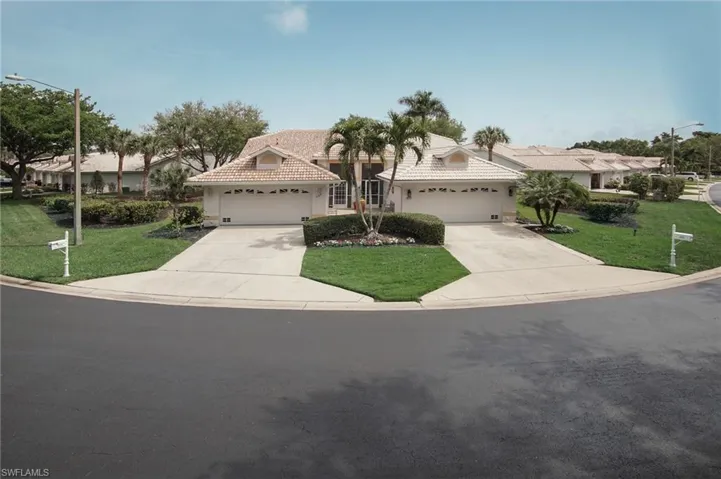 606  Captn Kate  CT, Naples, FL 34110