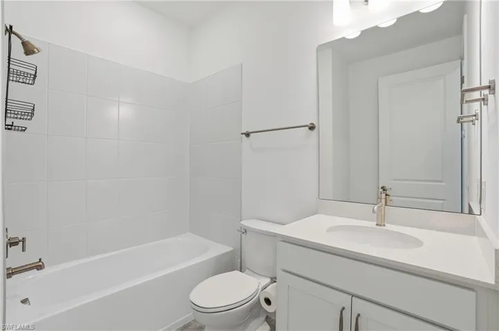1645 Serena Ave, Naples, Florida 34120