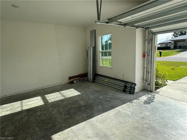Manual shutters