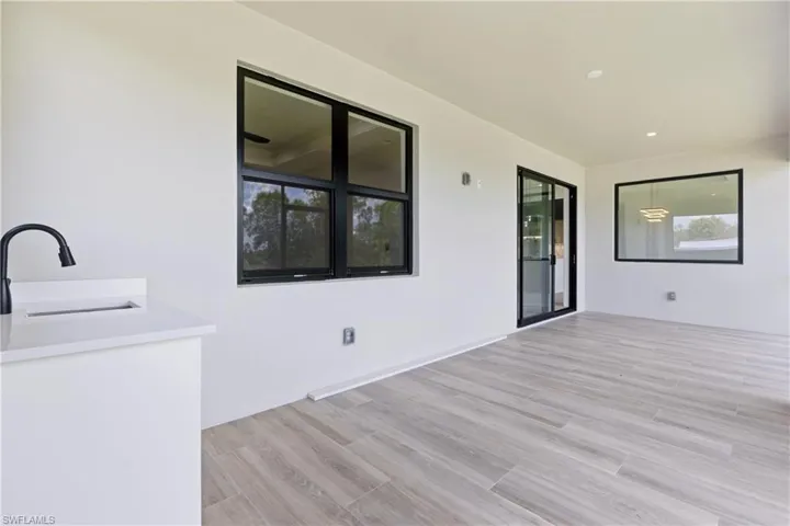 4431  Everglades N BLVD, Naples, FL 34120