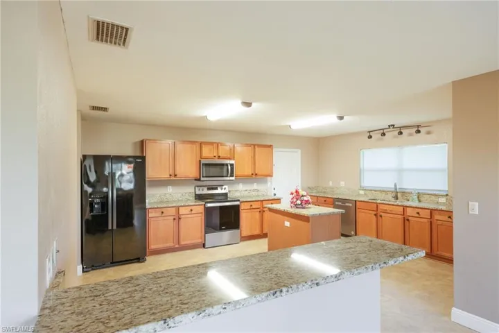 317 Progress Ave, Lehigh Acres Fl 33974