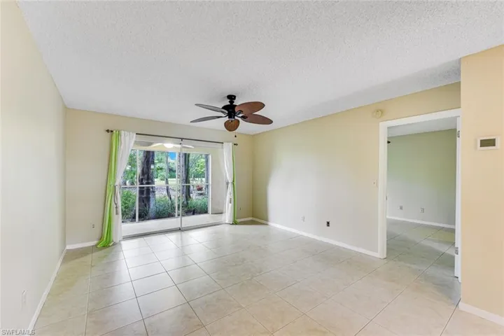 1702 Kings Lake Blvd 102, Naples, Florida 34112