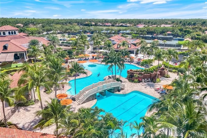 Bird's eye view of Pool Bridge