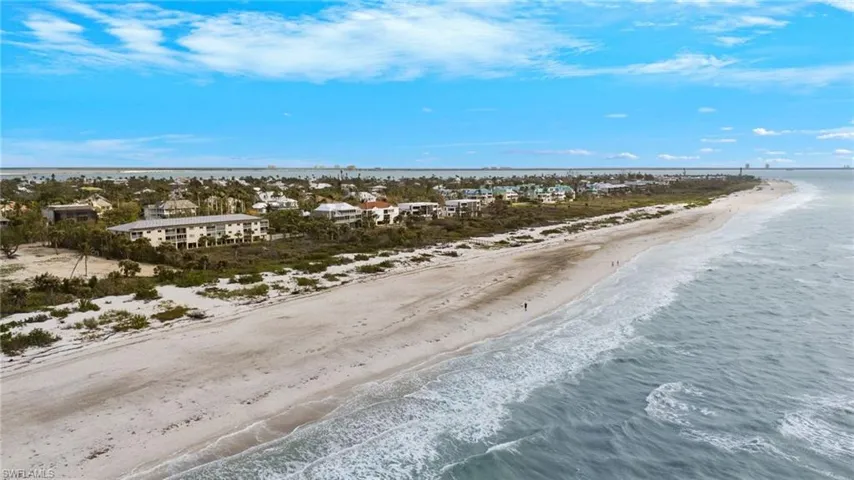 527 E Gulf Dr 203, Sanibel, Florida 33957