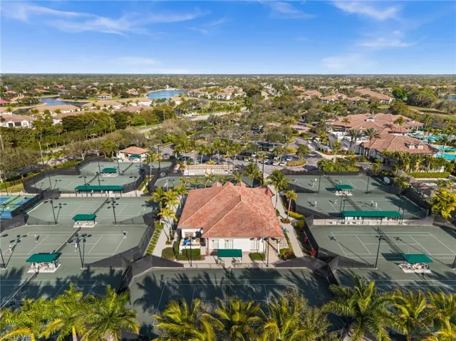 8069 Players Cove Dr 202, Naples, Florida 34113