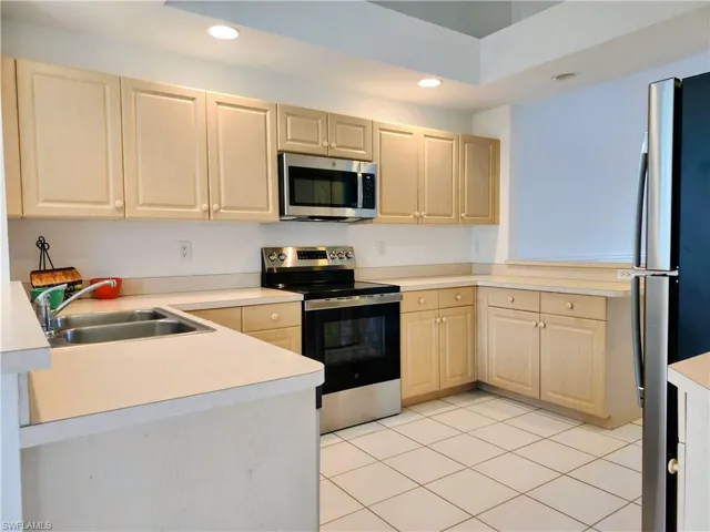 14070 Eagle Ridge Lakes Dr 202, Fort Myers, Florida 33912