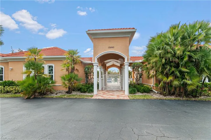 14070 Eagle Ridge Lakes Dr 202, Fort Myers, Florida 33912