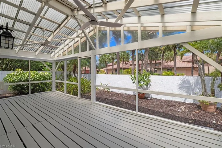3157 Carriage Cir, Naples, Florida 34105