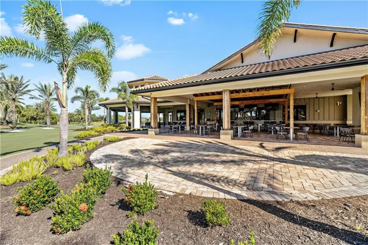 9374  Pocida  CT, Naples, FL 34119