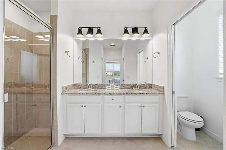 9374  Pocida  CT, Naples, FL 34119