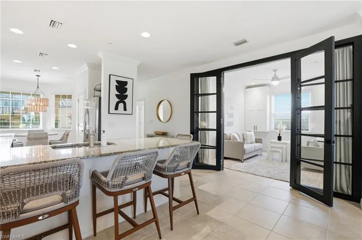 9374  Pocida  CT, Naples, FL 34119