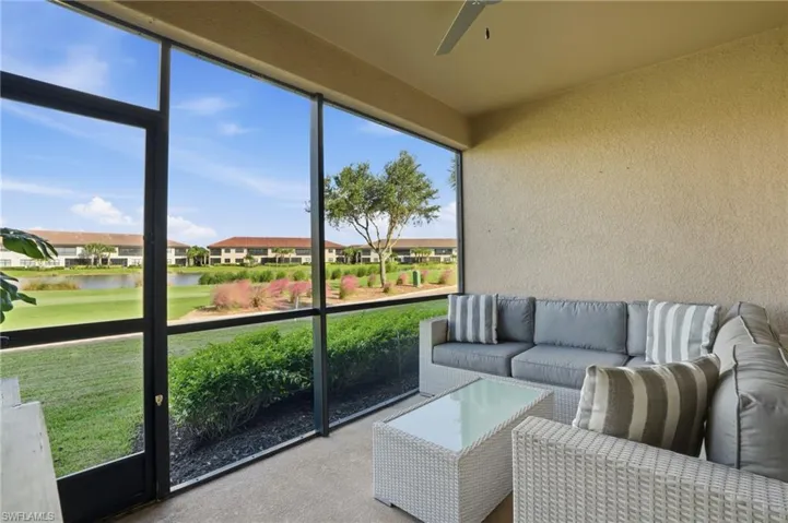9374  Pocida  CT, Naples, FL 34119