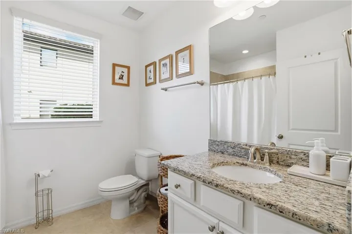 9374  Pocida  CT, Naples, FL 34119
