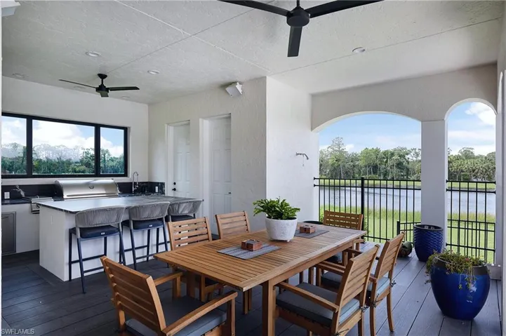 Outdoor Kitchen