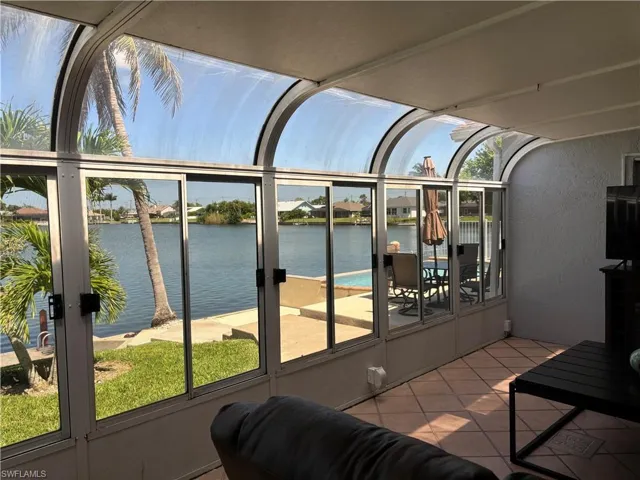22 Se 10th Ave, Cape Coral, Florida 33990