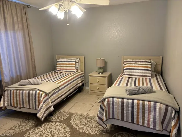 22 Se 10th Ave, Cape Coral, Florida 33990
