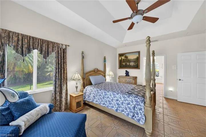 3815 Nw 5th Ter, Cape Coral, Florida 33993