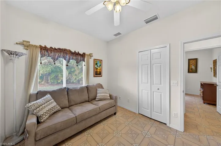 3815 Nw 5th Ter, Cape Coral, Florida 33993