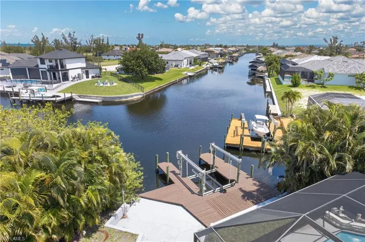 3815 Nw 5th Ter, Cape Coral, Florida 33993