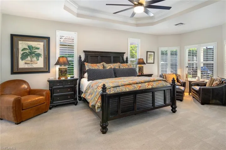 8068  Tiger Lily  DR, Naples, FL 34113