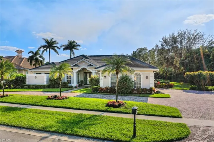8068  Tiger Lily  DR, Naples, FL 34113
