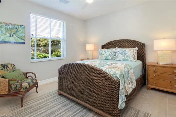 8068  Tiger Lily  DR, Naples, FL 34113