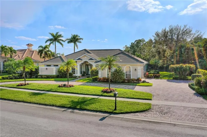 8068  Tiger Lily  DR, Naples, FL 34113