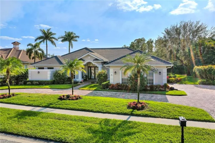 8068  Tiger Lily  DR, Naples, FL 34113