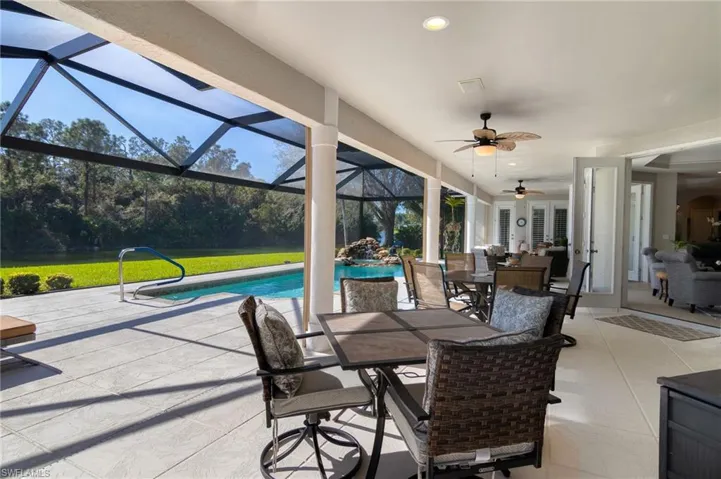 8068  Tiger Lily  DR, Naples, FL 34113