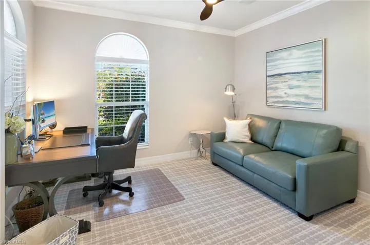 8068  Tiger Lily  DR, Naples, FL 34113