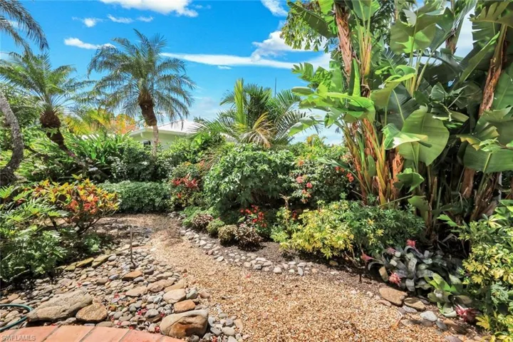 330 Bald Eagle Dr 2, Naples, Florida 34105
