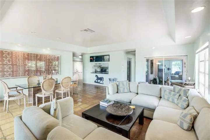 330 Bald Eagle Dr 2, Naples, Florida 34105