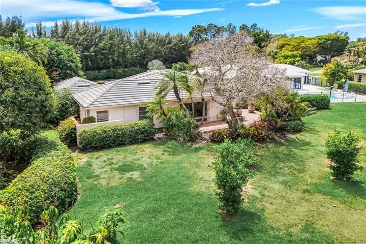 330 Bald Eagle Dr 2, Naples, Florida 34105