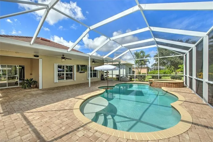 2462  Verdmont  CT, Cape Coral, FL 33991