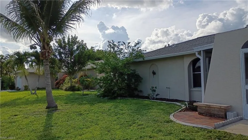 1629 Se 12th St, Cape Coral, Florida 33990