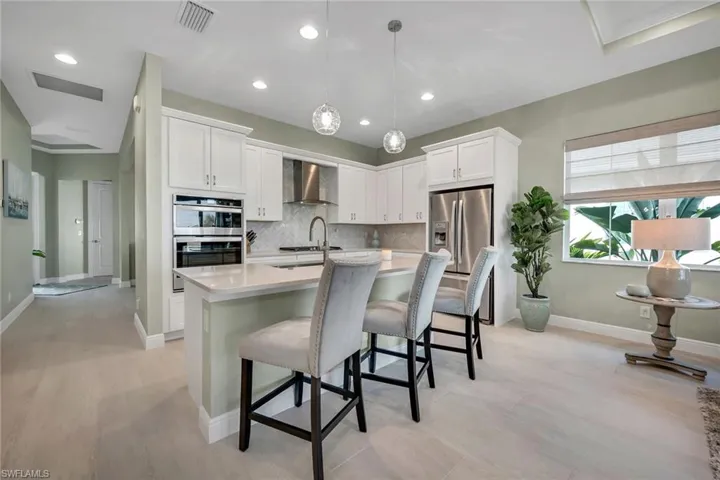9020  Mayreau  WAY, Naples, FL 34114